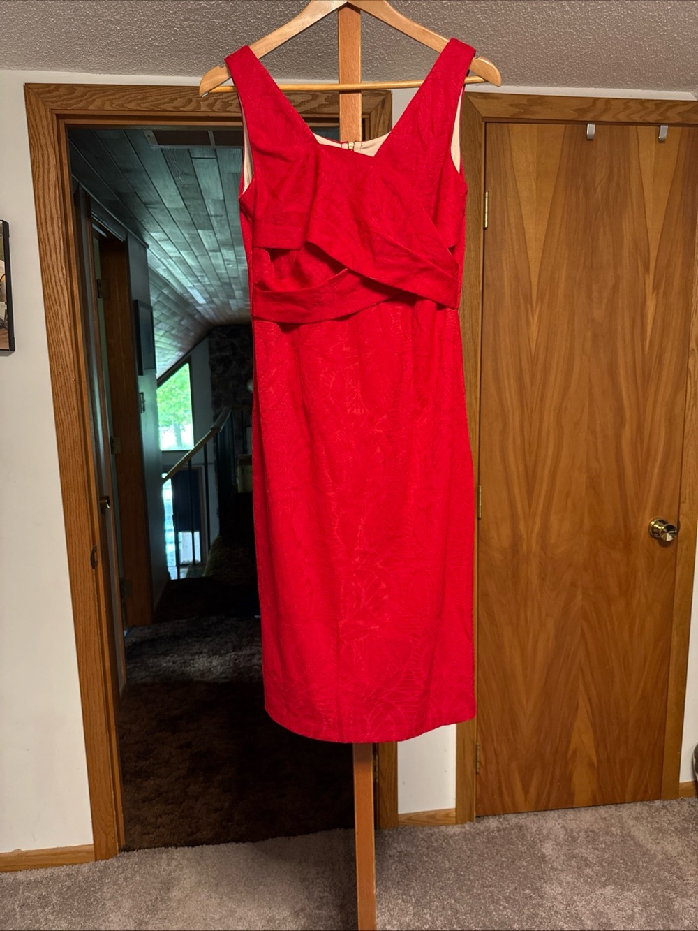 Maggy London Red Sleeveless Midi Sheath Dress